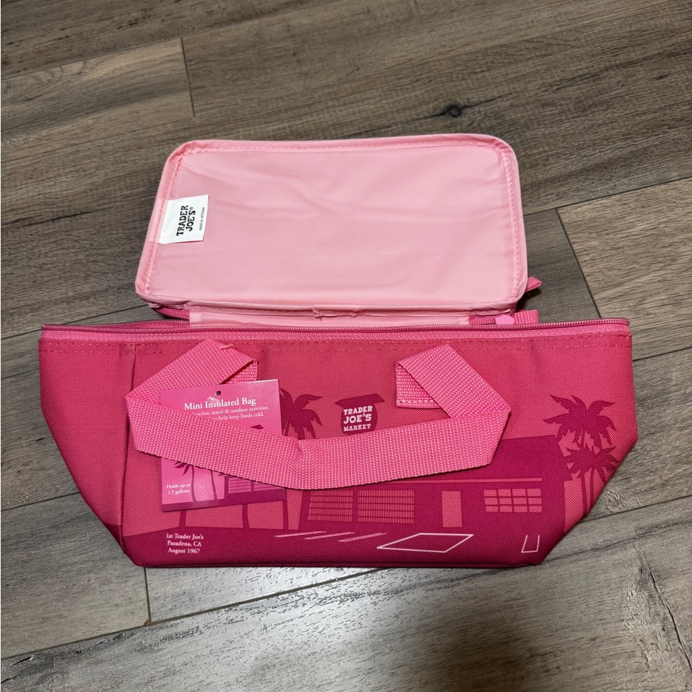 NWT Trader Joe's Pink Insulated Lunch Bag